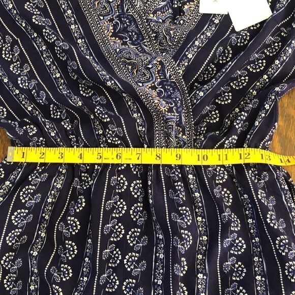 NEW Skies are Blue Navy and White Three Quarter Sleeve Romper Size S NWT - Picture 14 of 16